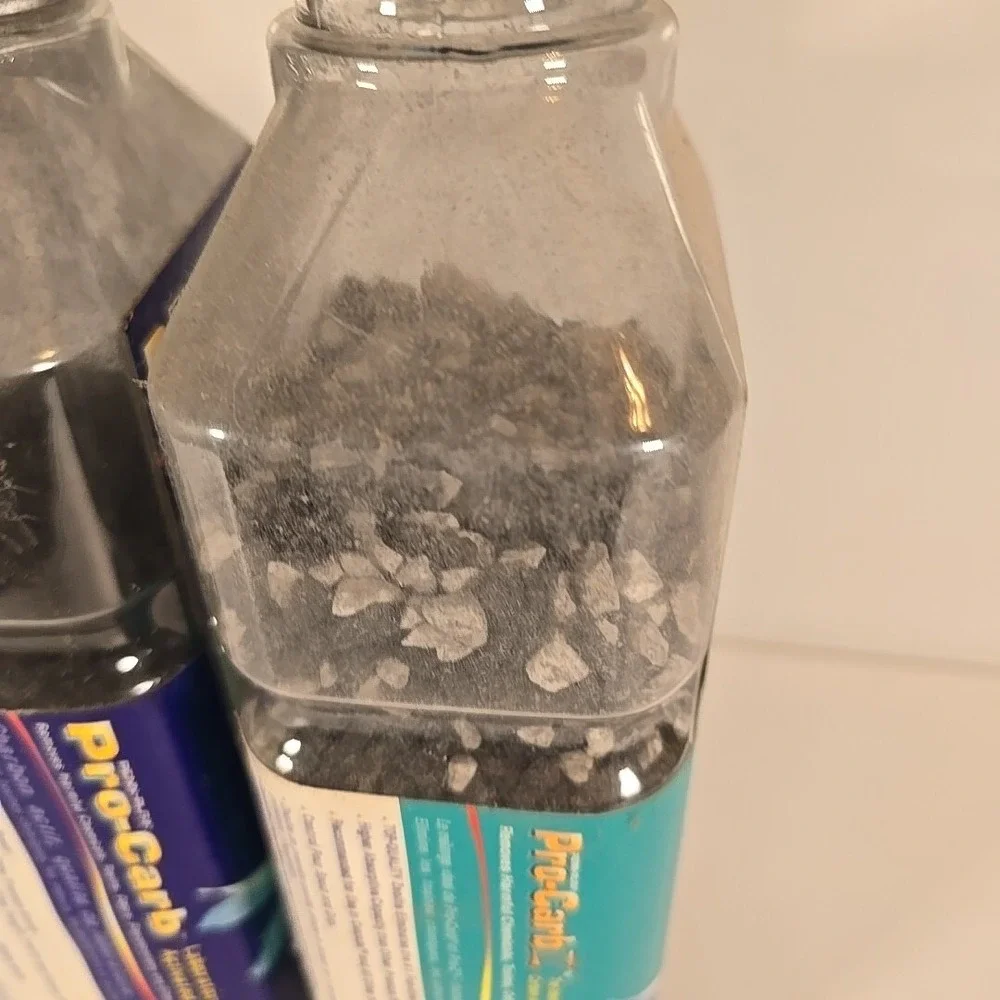Penn-Plax Pro-Carb & Pro-CarbZ Contains Activated Carbon and Zeolite Part Bottle